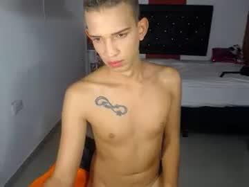 cristhoper_cros chaturbate