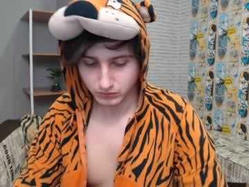 darrens_sloe chaturbate