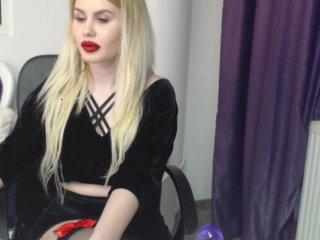 DeliciousMyax bongacams