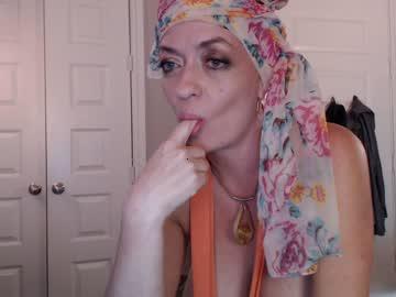 delicious_kara chaturbate