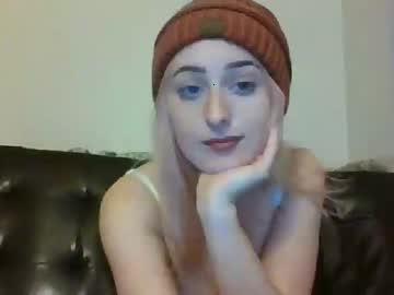 dellycakes420 chaturbate