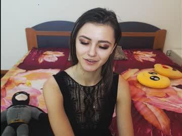 dreamyjulya chaturbate