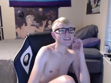 dyedhairtwink chaturbate