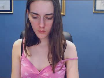 emiliarails chaturbate