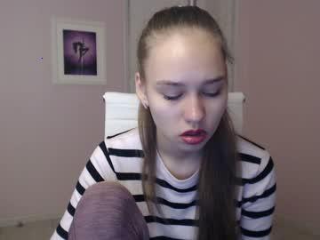 emily_shape chaturbate