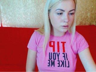 ErikaShyGirl bongacams