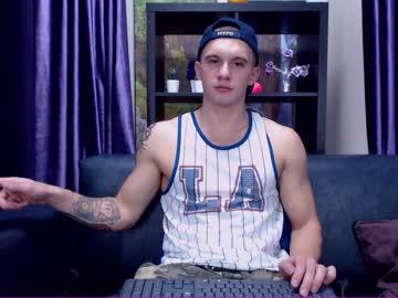 estonian_showman chaturbate