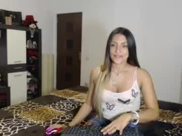 evabomb chaturbate