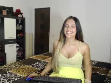 evabomb chaturbate