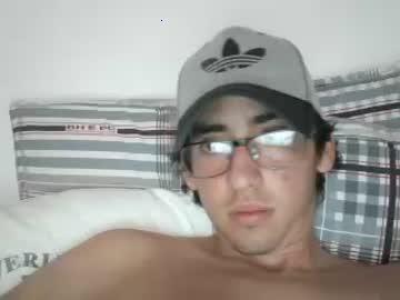 fernandooo9869 chaturbate