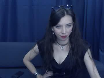 fluttertucker1 chaturbate