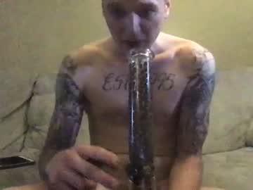 flyfamileo chaturbate