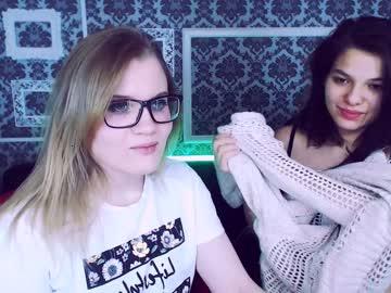 hannah_and_erika chaturbate