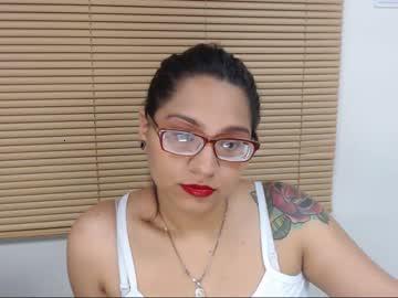 heily_evans chaturbate