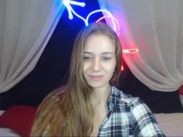 helenshy chaturbate