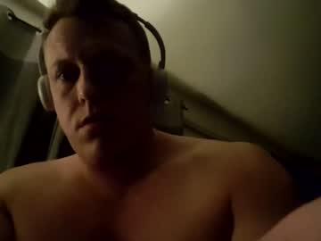 henchy87pussypleaser chaturbate