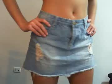 hiddenblondie chaturbate