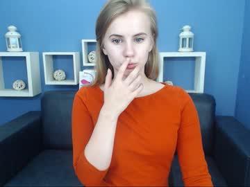 holllydolly chaturbate