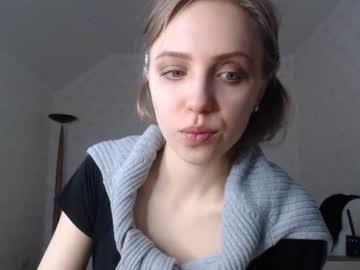 holly_angel chaturbate