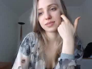 holly_angel chaturbate