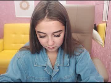 holly_wow chaturbate