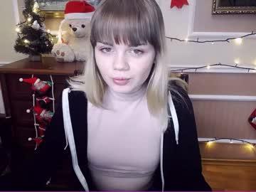 hollyplaybb chaturbate