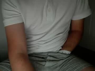 hornyboi4u19 chaturbate