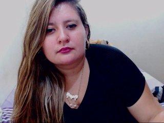 hornyvaleryxx bongacams