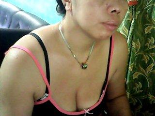 Hotmom42 bongacams