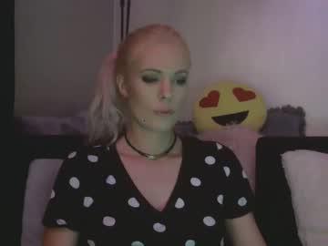 hotlitleblonde chaturbate