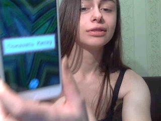 hotlittle13 bongacams