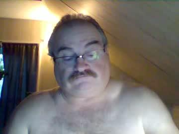 huggybear56 chaturbate