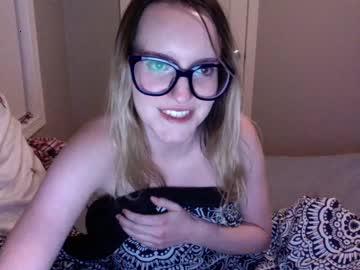 ially_kat chaturbate