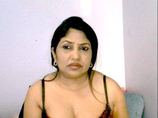 indiabushmilf bongacams