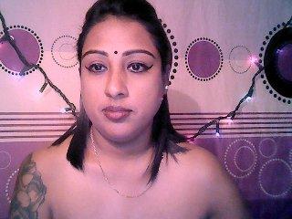 indiandoll17 bongacams