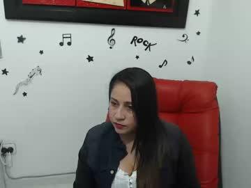 indomita_27 chaturbate