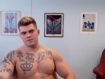 jackyhuge chaturbate