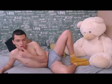 joey_mills chaturbate