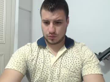 johan_latino1053 chaturbate