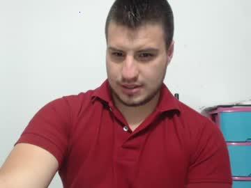 johan_latino1053 chaturbate