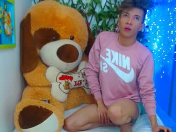 josscollins_ass chaturbate