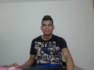 jostin_r chaturbate