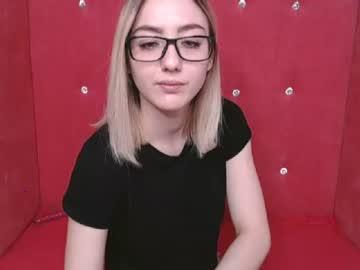 juliasxy18 chaturbate