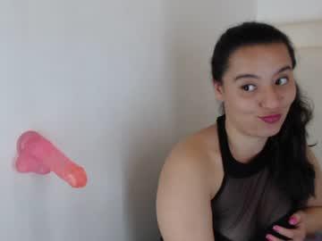 julie_brook chaturbate