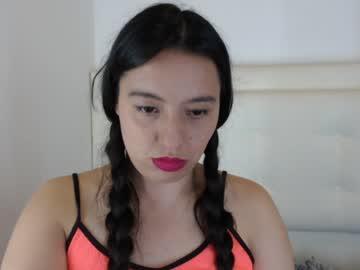 julie_brook chaturbate