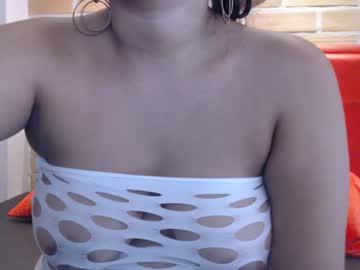 julieta_thomson chaturbate