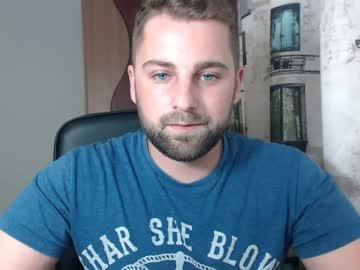 julio_fox chaturbate