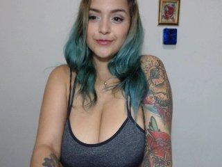 kahia0101 bongacams