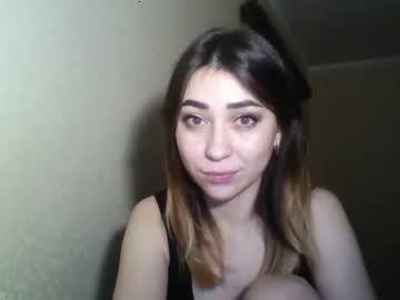 karolinka2018 chaturbate