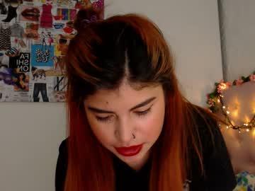 katy_red_apple chaturbate